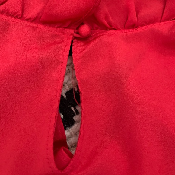 Banana Republic Ruffle Top - Picture 3 of 5